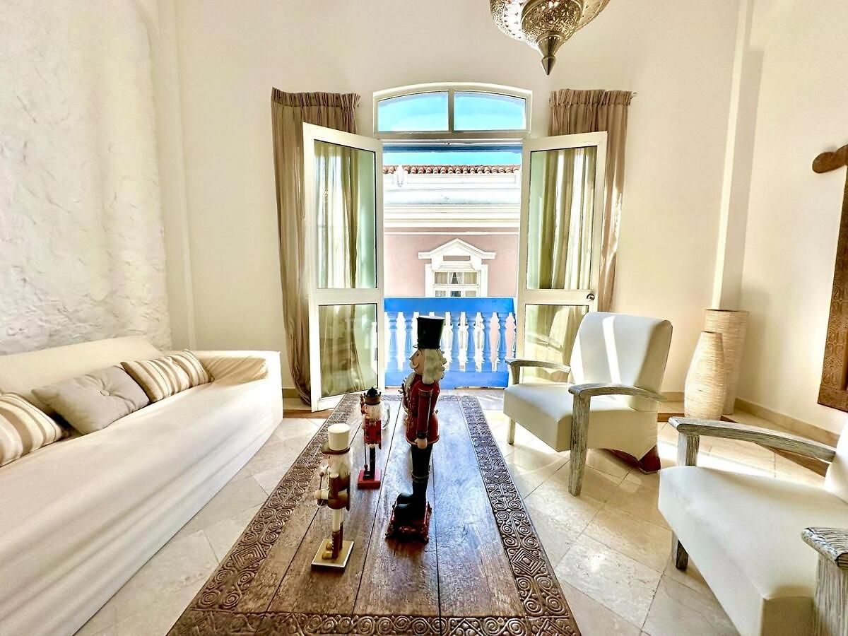 Apartment By Calamari Homes - Ayos 206 - Walled Cartagena